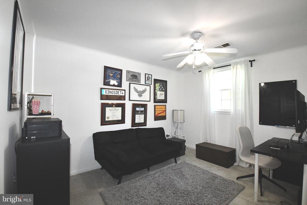 12013 SKIPJACK COURT