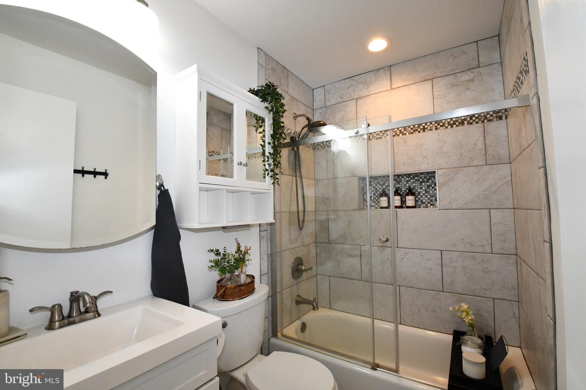 12013 SKIPJACK COURT