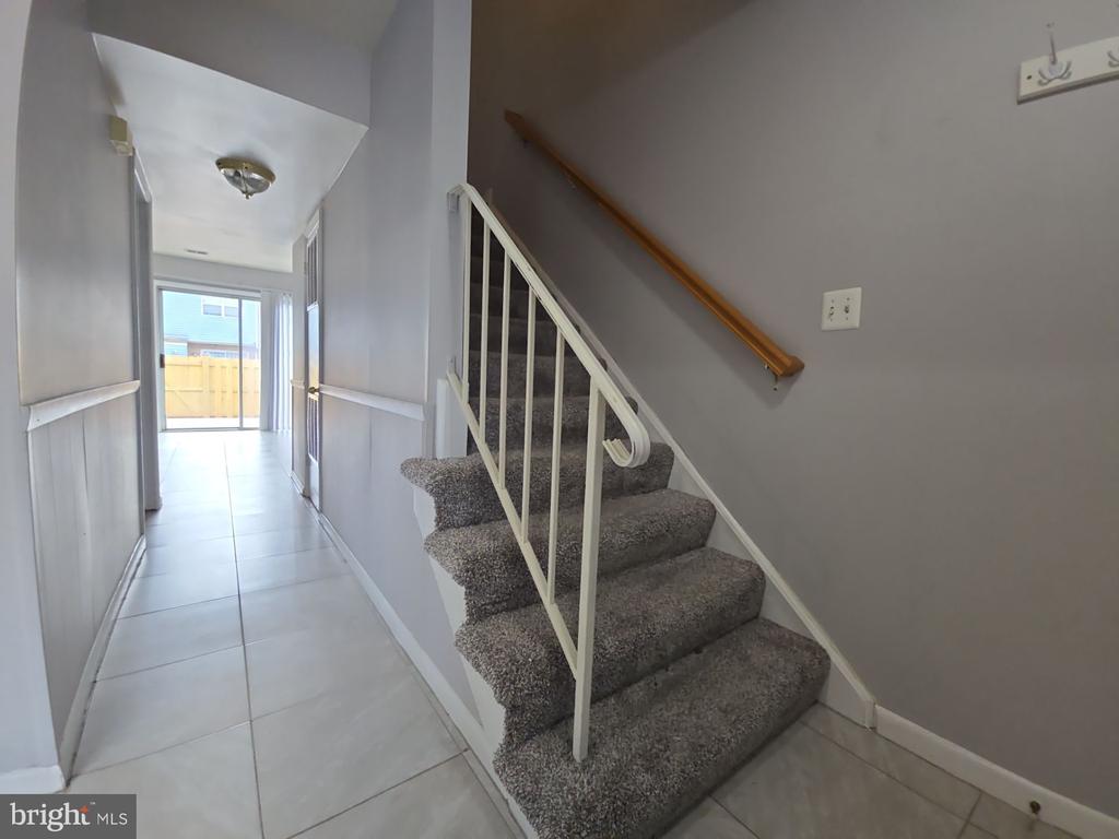 4405 EAMES LANE