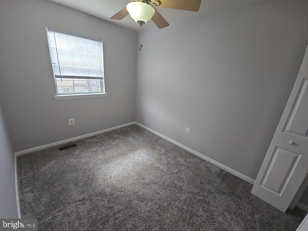 4405 EAMES LANE