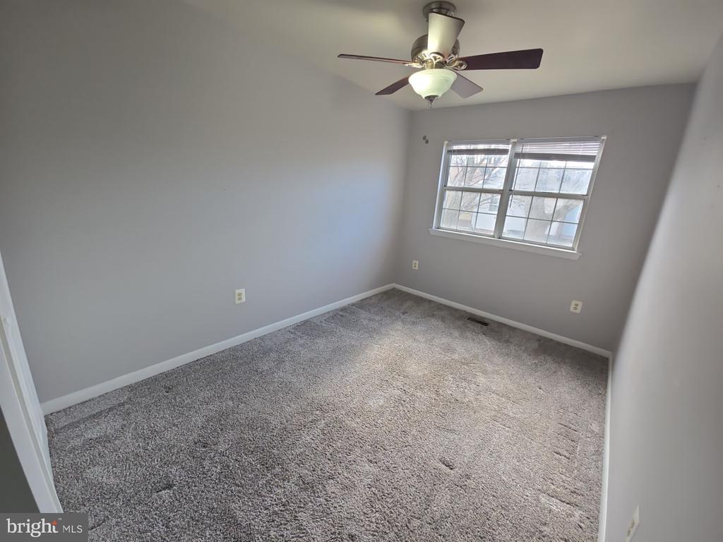 4405 EAMES LANE