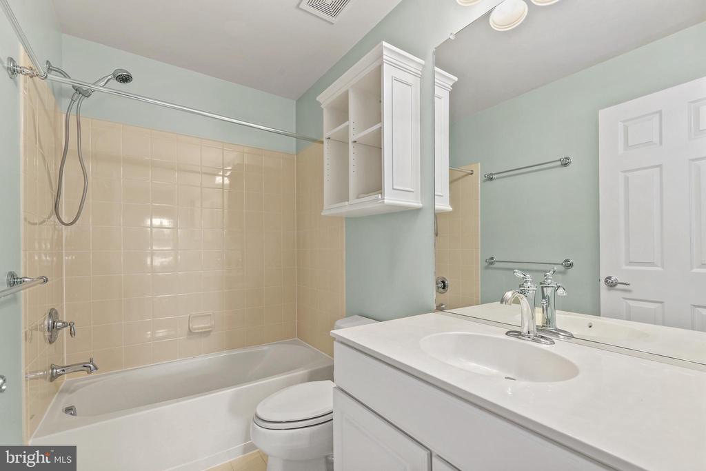 14873 POTOMAC BRANCH DRIVE