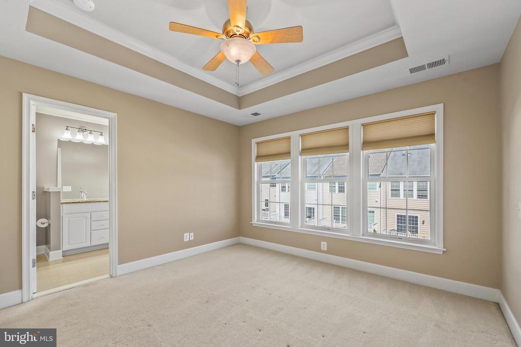 14873 POTOMAC BRANCH DRIVE