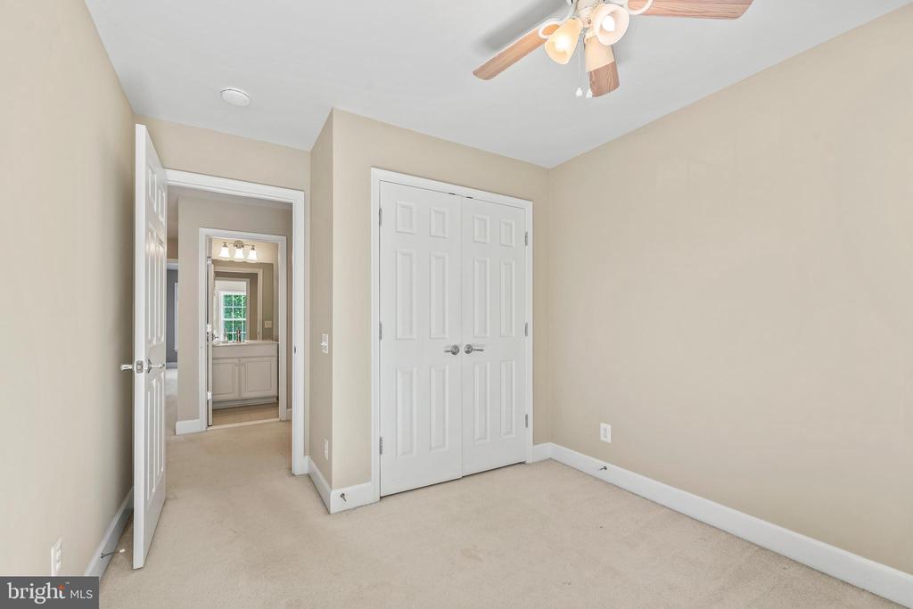 14873 POTOMAC BRANCH DRIVE
