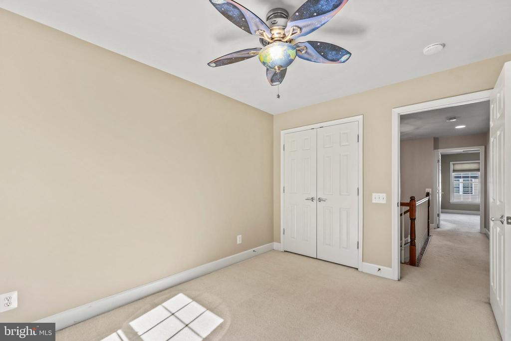 14873 POTOMAC BRANCH DRIVE