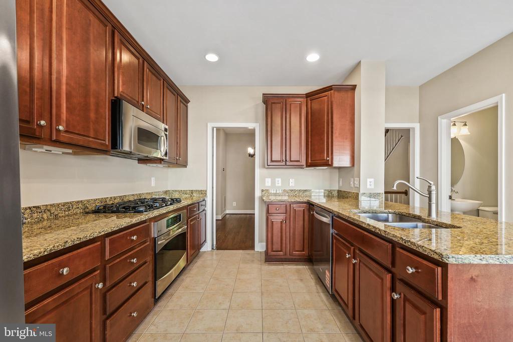14873 POTOMAC BRANCH DRIVE