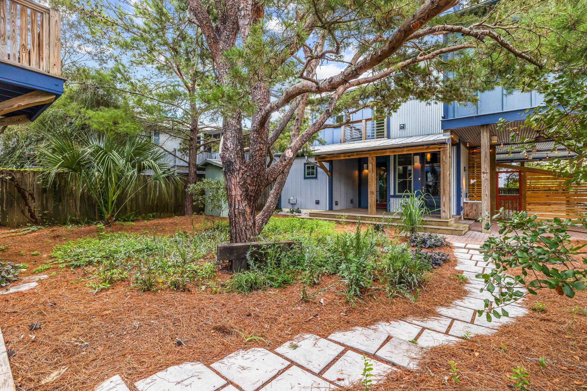 217 Walton Rose Lane
