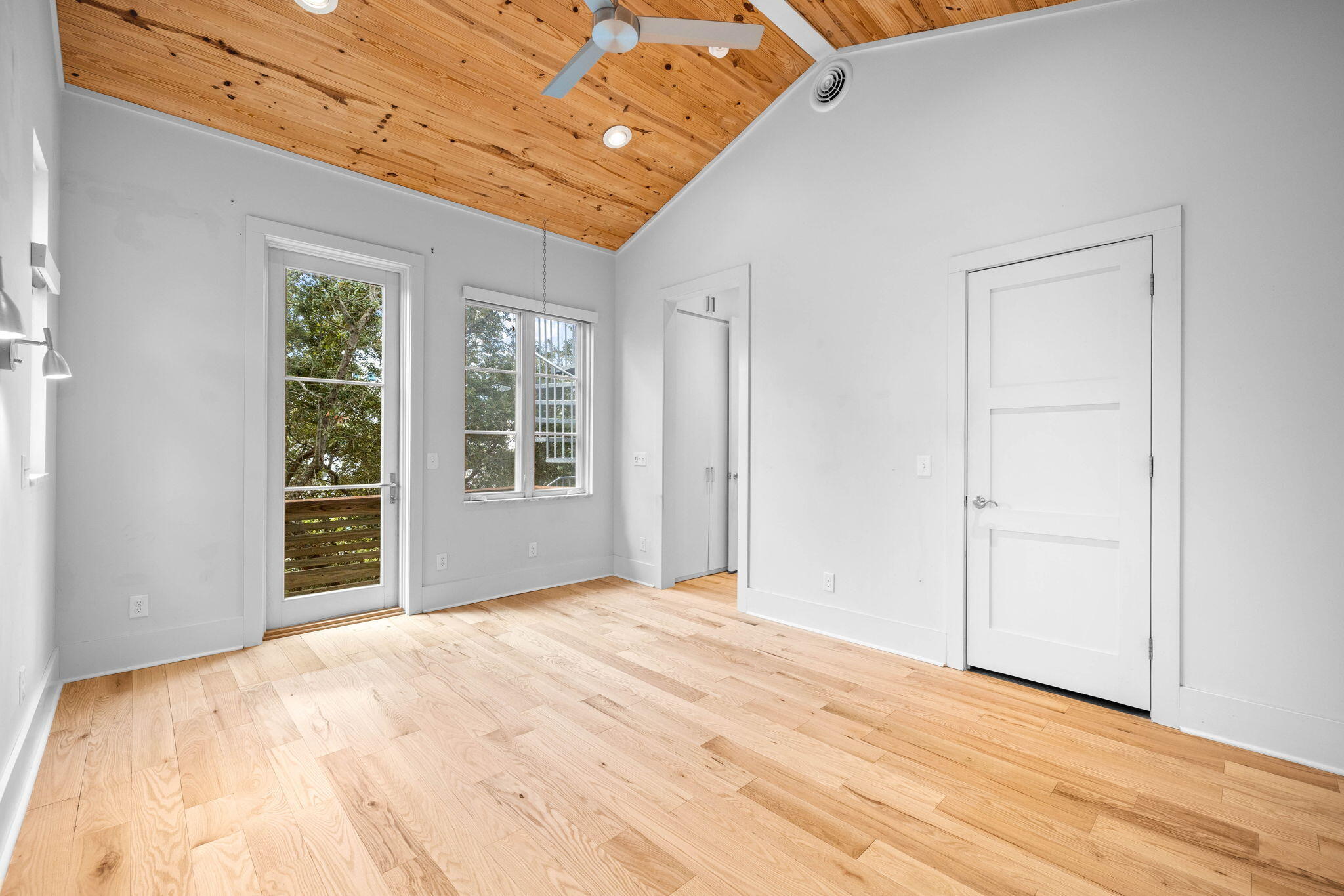 217 Walton Rose Lane