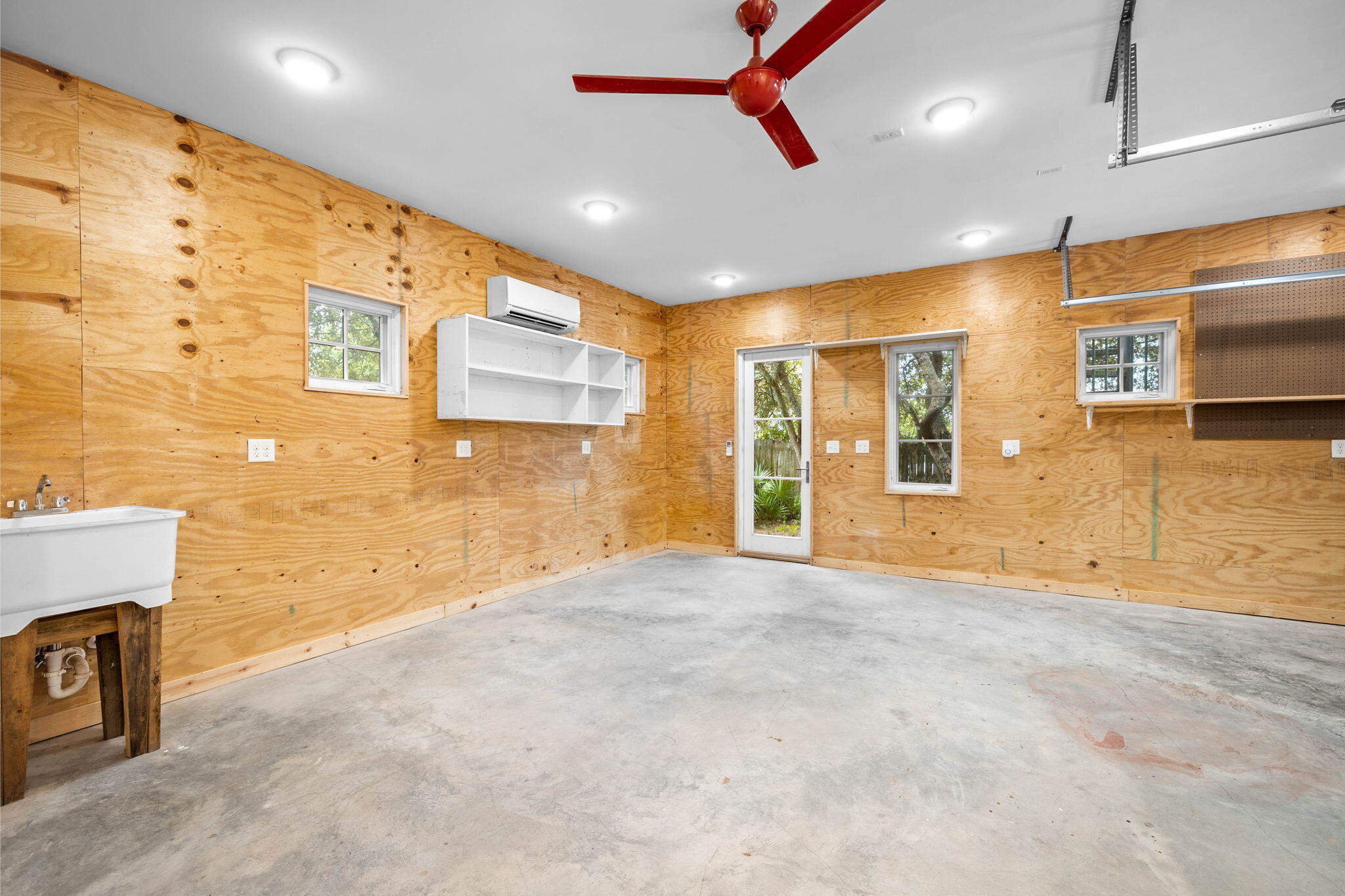 217 Walton Rose Lane
