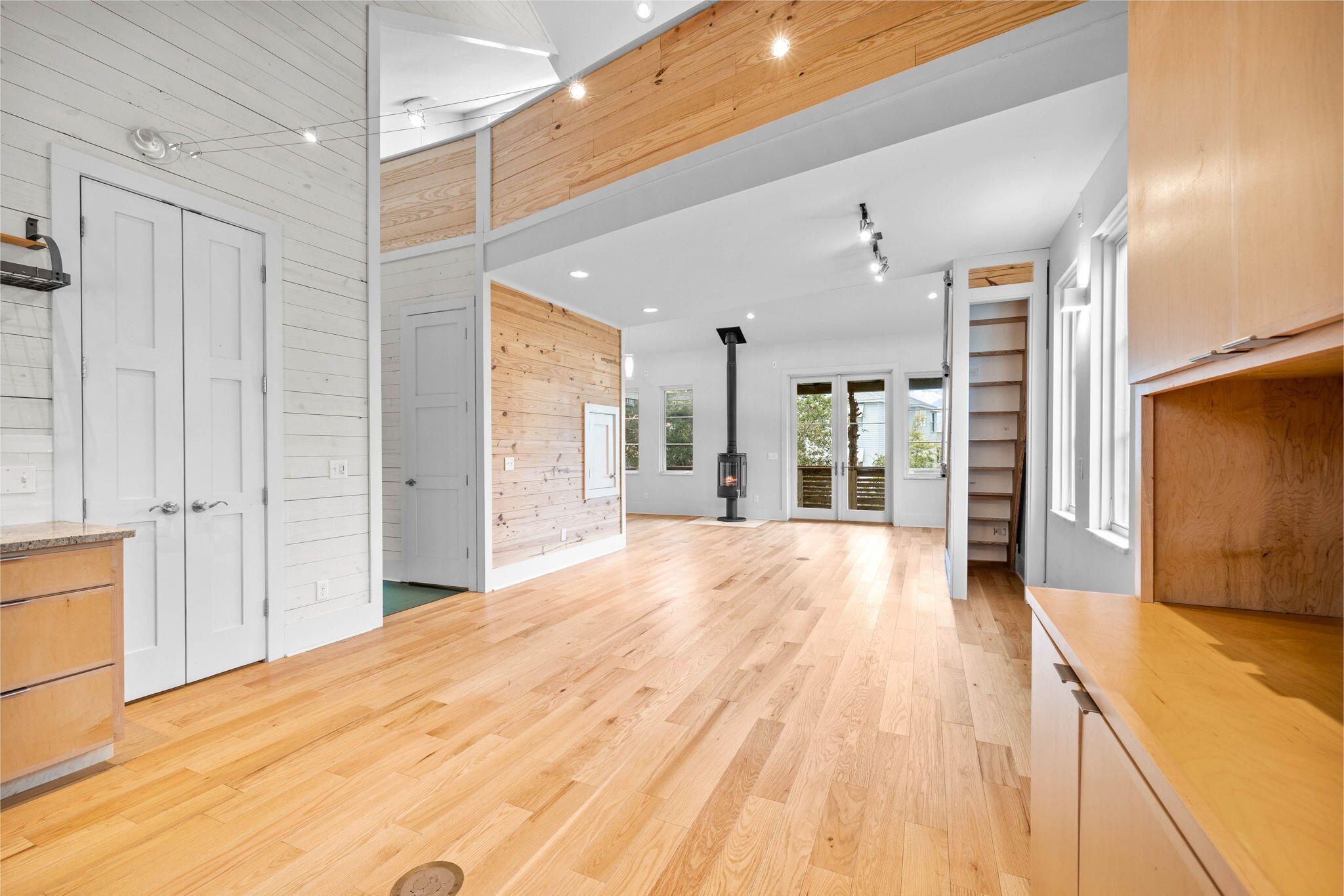 217 Walton Rose Lane