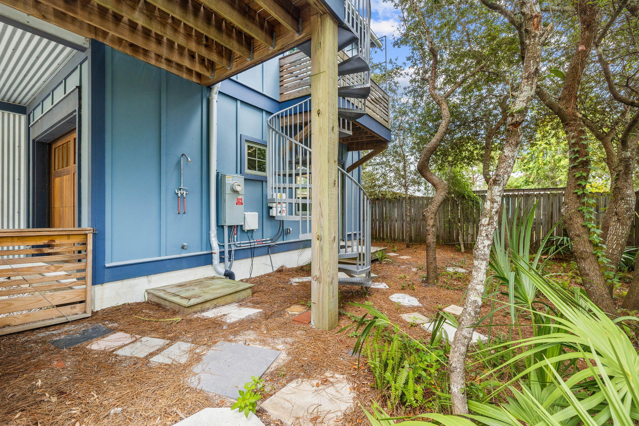 217 Walton Rose Lane
