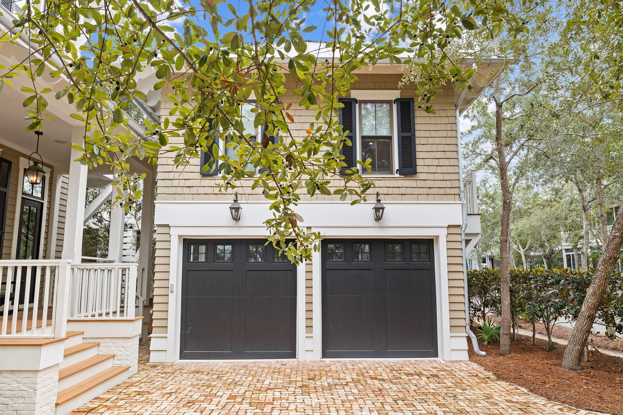 459 Western Lake Drive