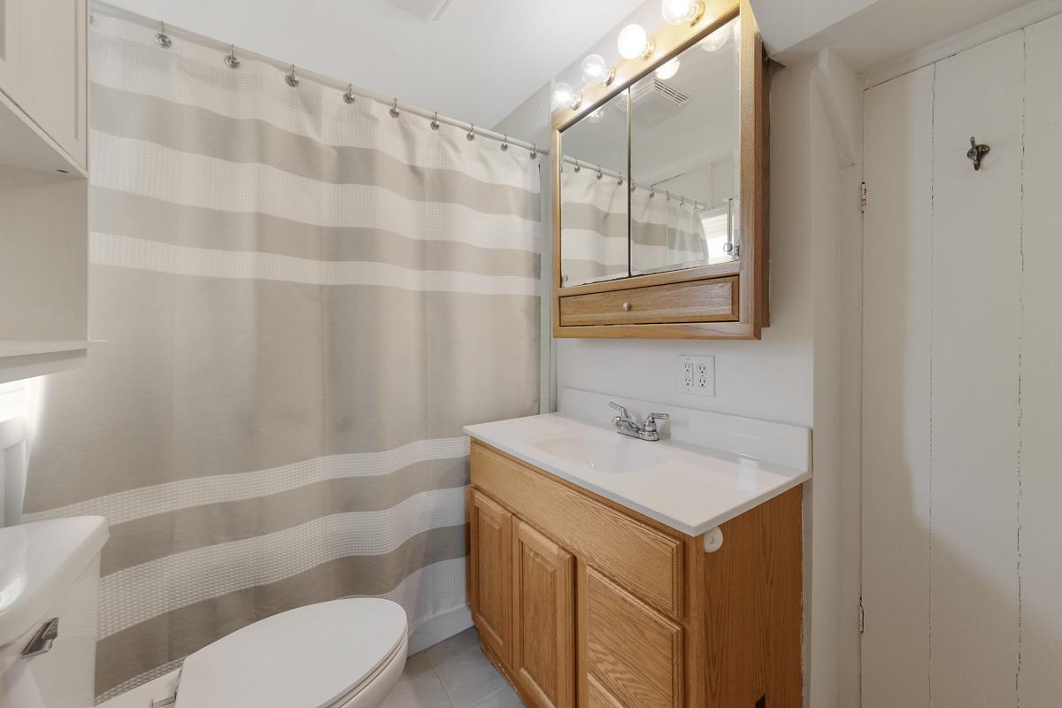 203 3rd Street SE