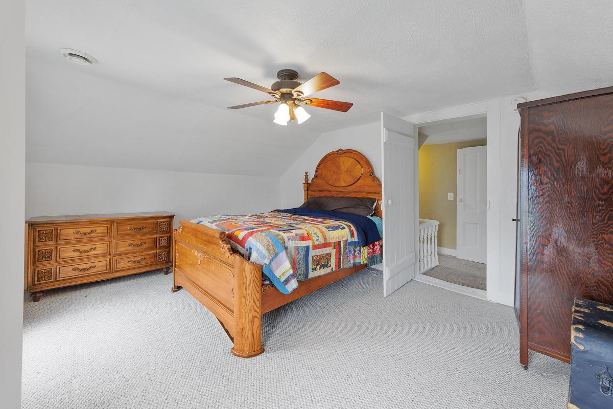 203 3rd Street SE