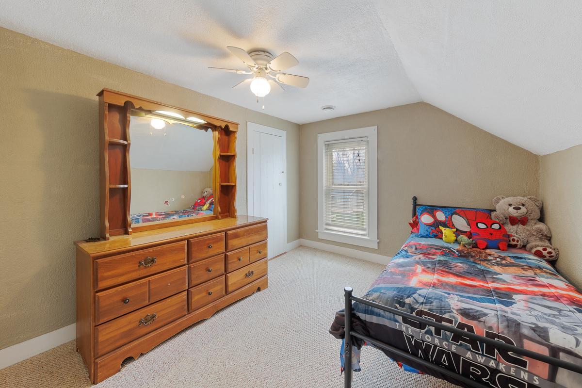 203 3rd Street SE