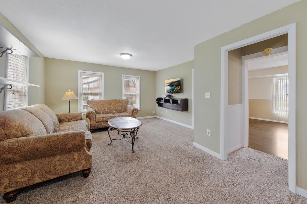 203 3rd Street SE