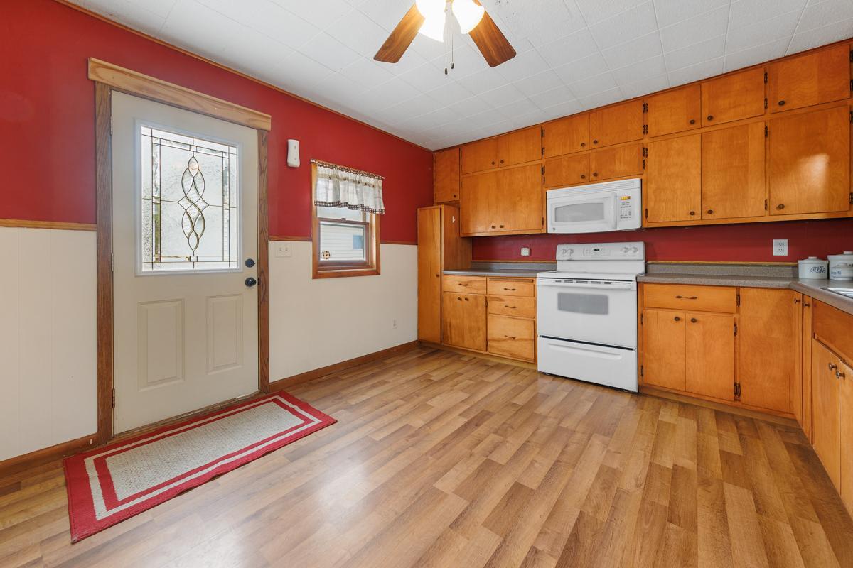 203 3rd Street SE