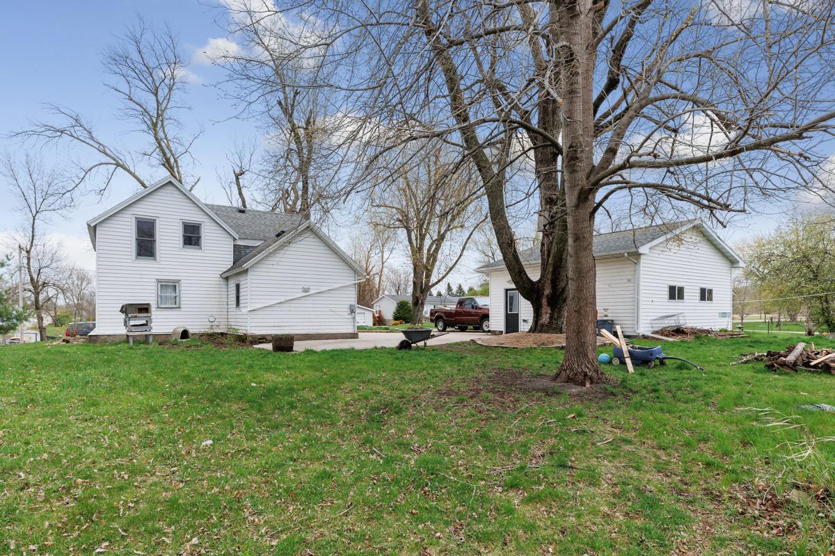 203 3rd Street SE