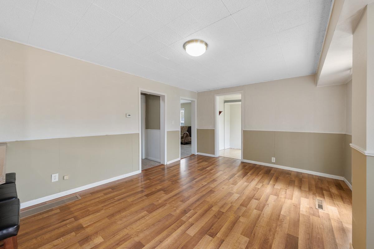 203 3rd Street SE