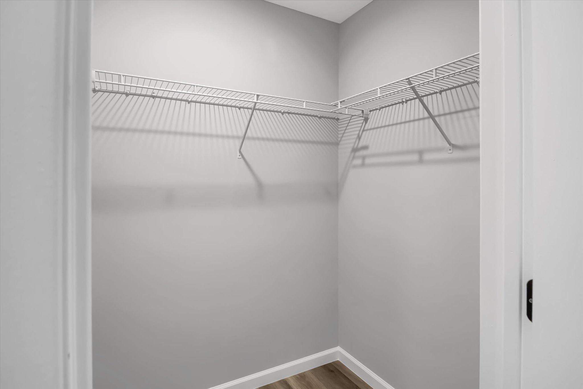 7300 York Avenue S Unit: 110
