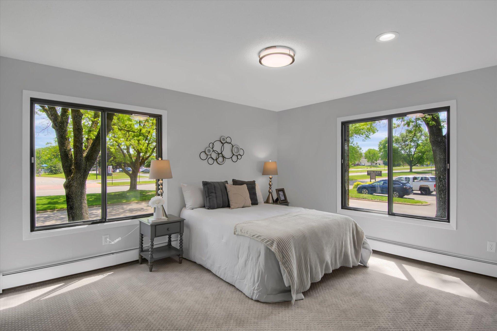 7300 York Avenue S Unit: 110