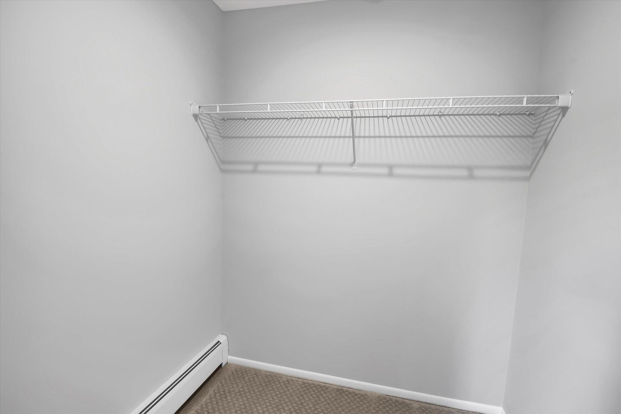 7300 York Avenue S Unit: 110
