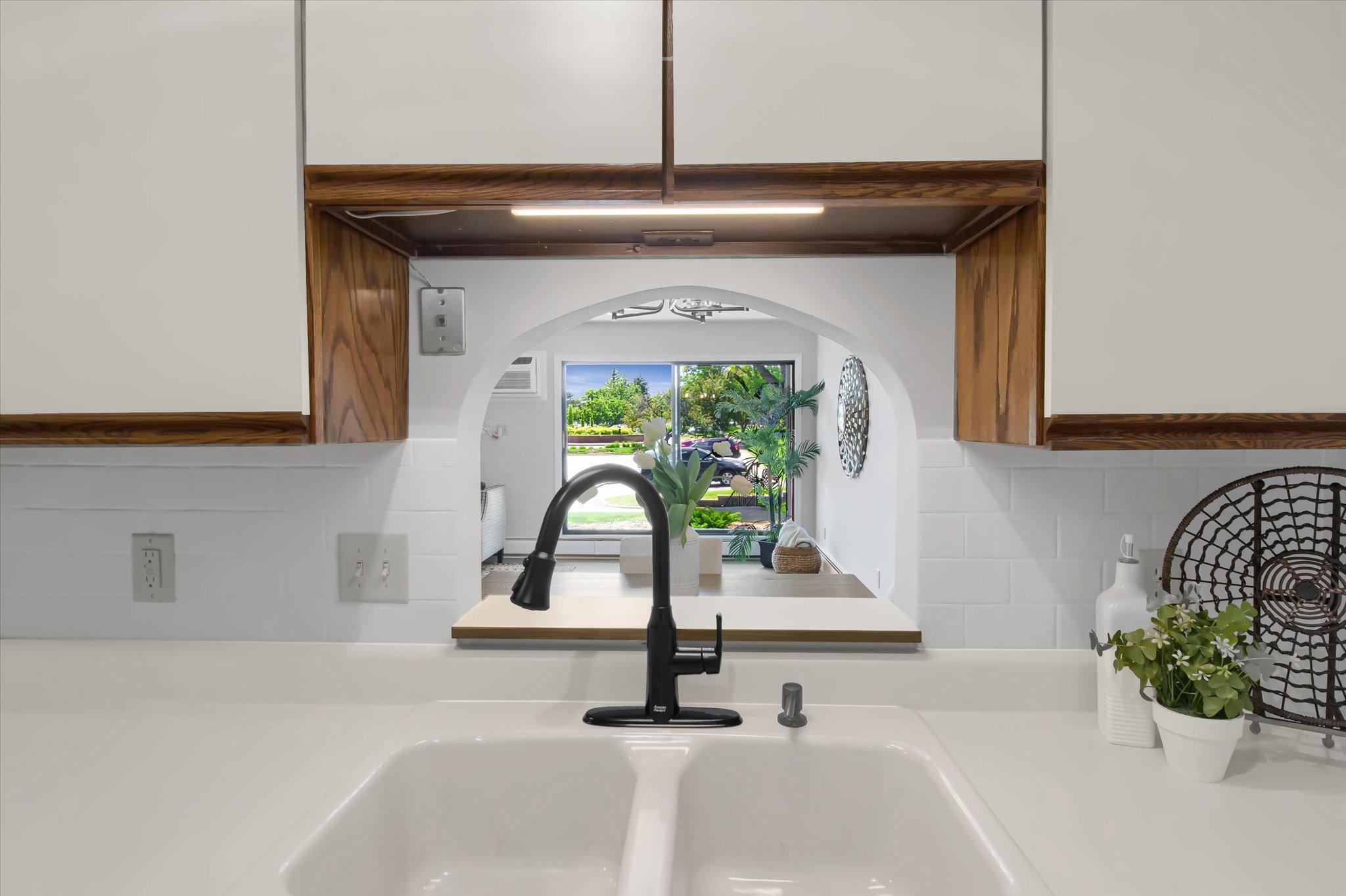 7300 York Avenue S Unit: 110