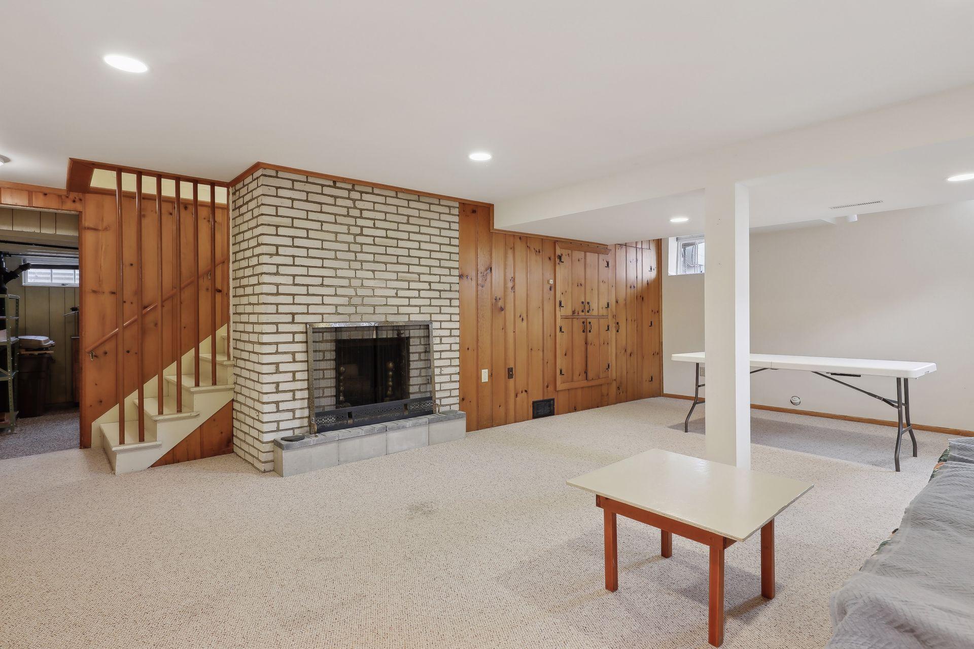 117 Orchard Street S