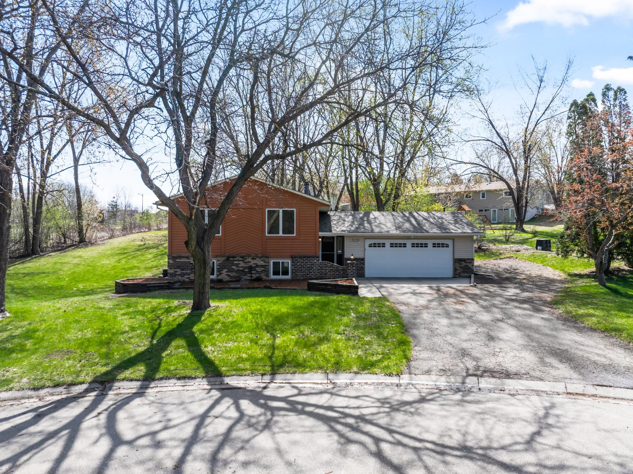 19059 Jordan Court N
