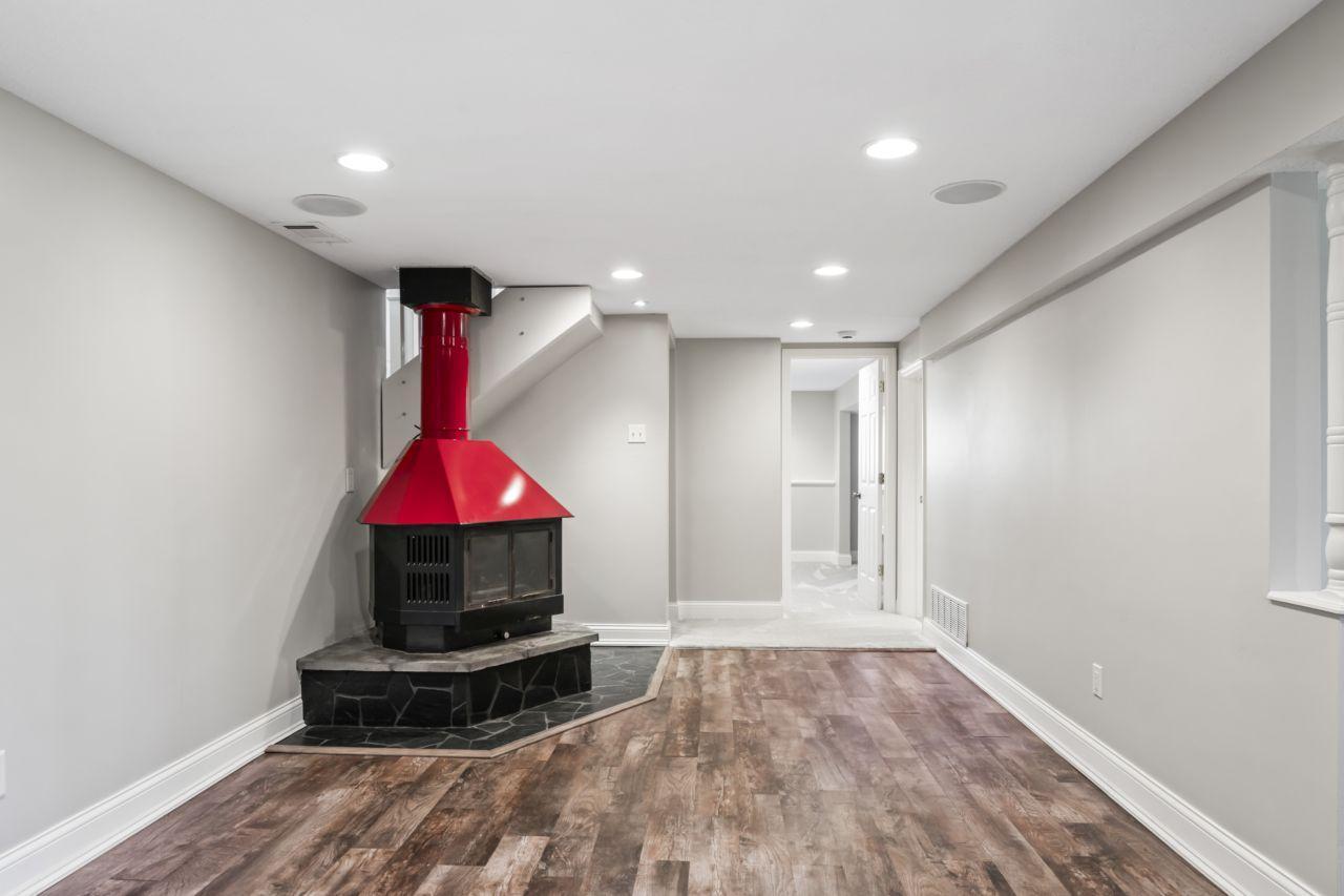 19059 Jordan Court N