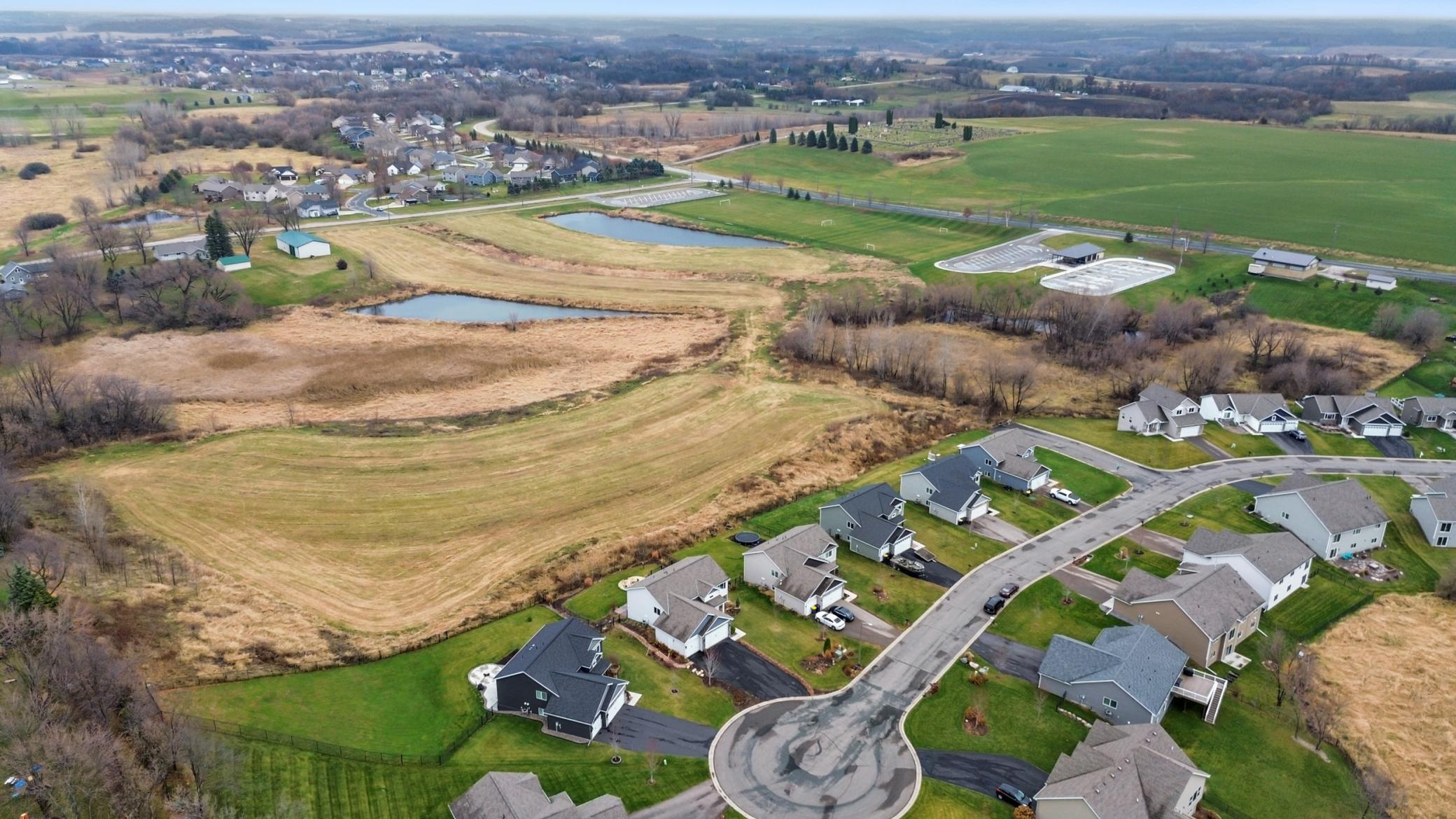 713 Harvest Drive SW