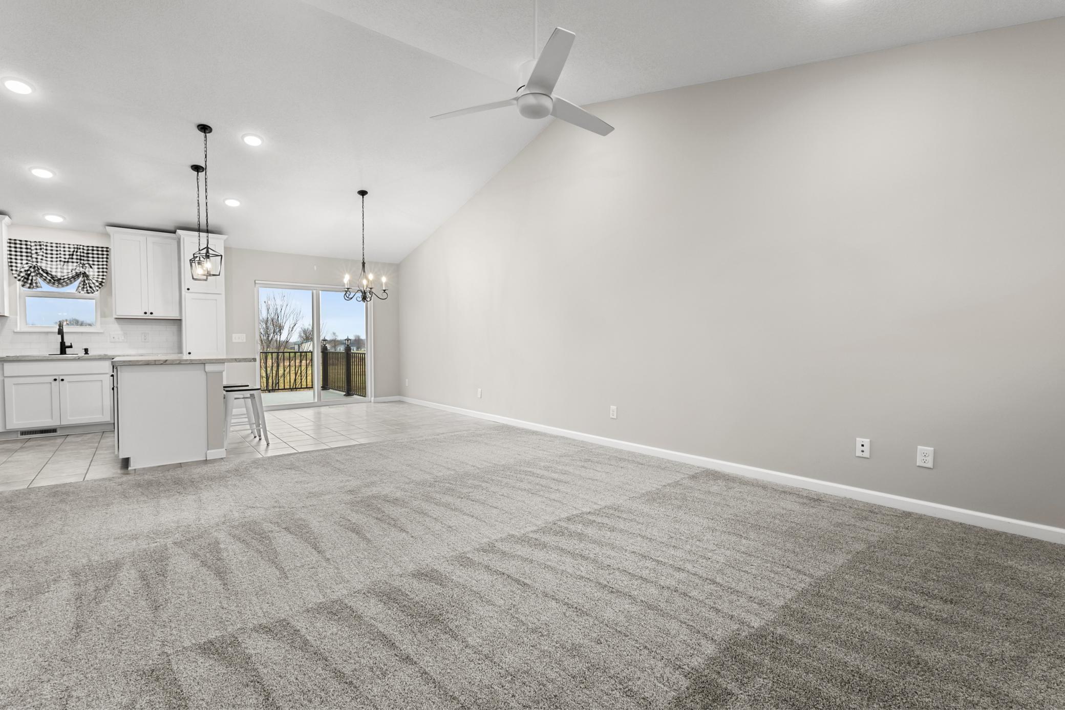 713 Harvest Drive SW