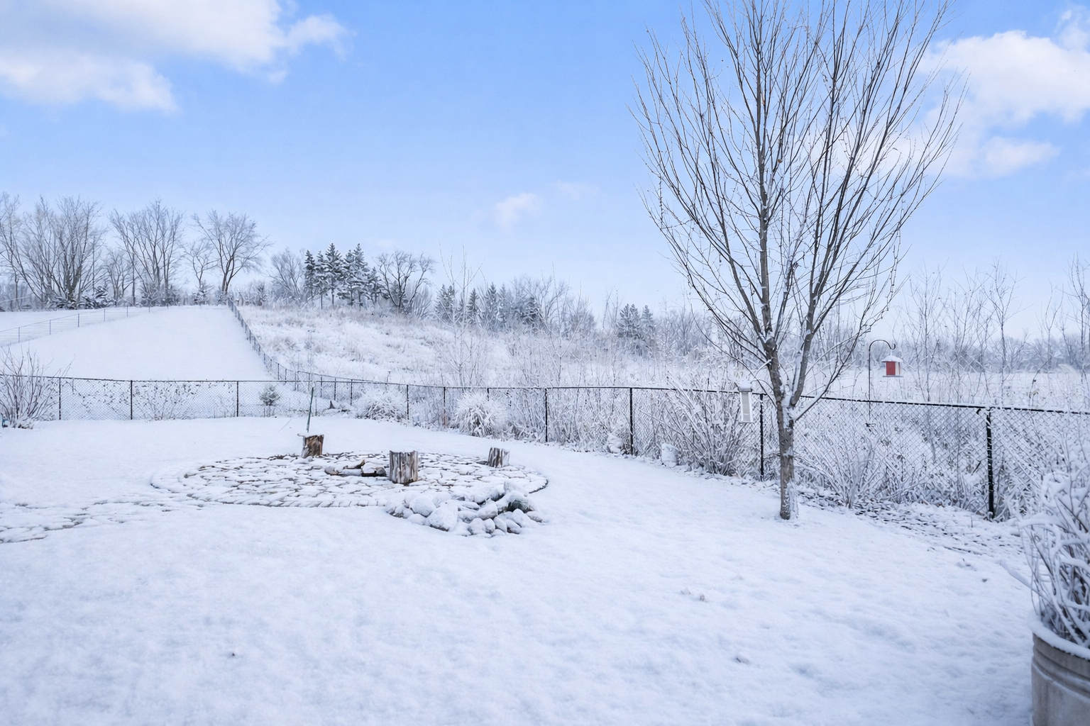 713 Harvest Drive SW