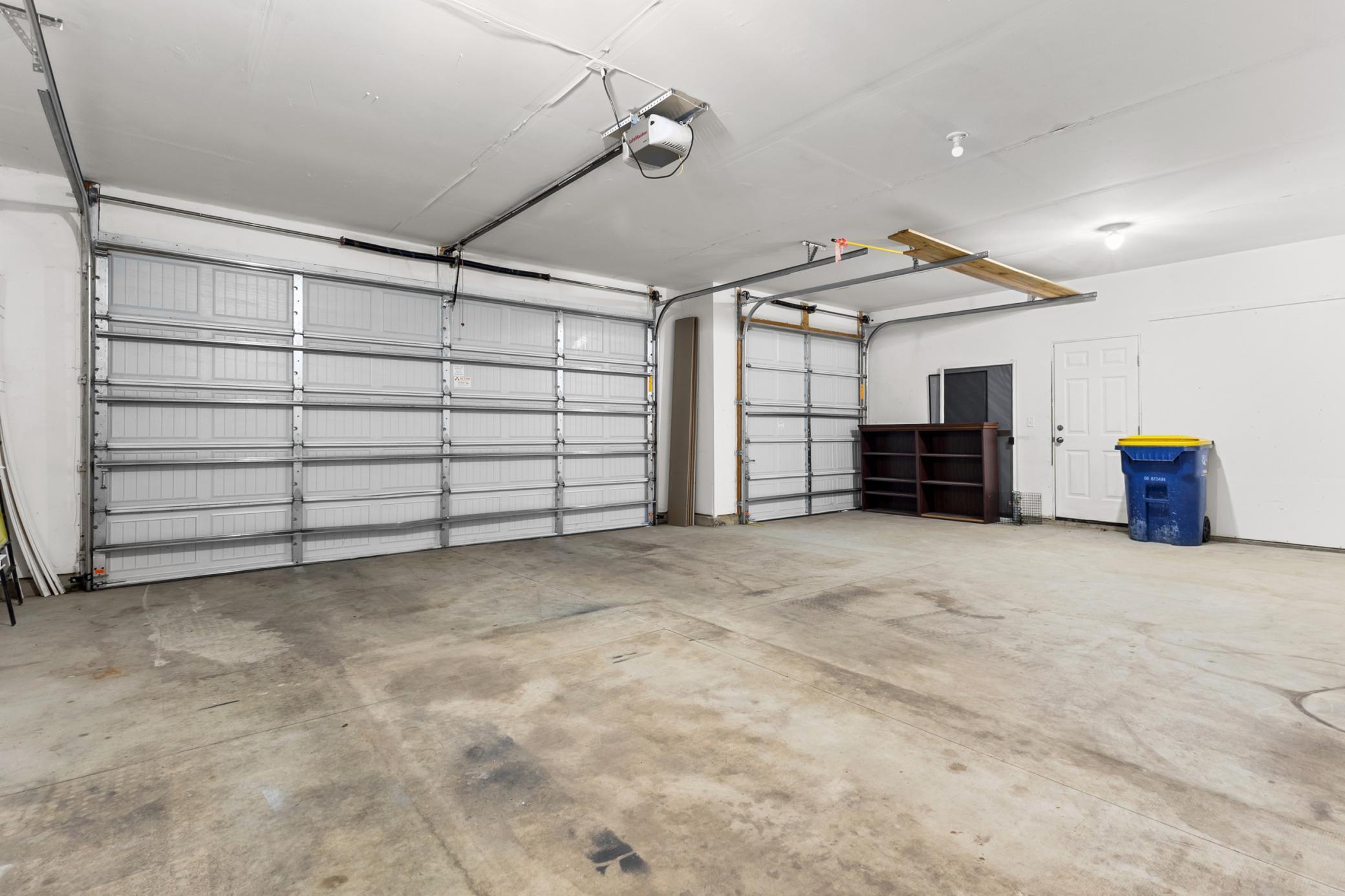 713 Harvest Drive SW