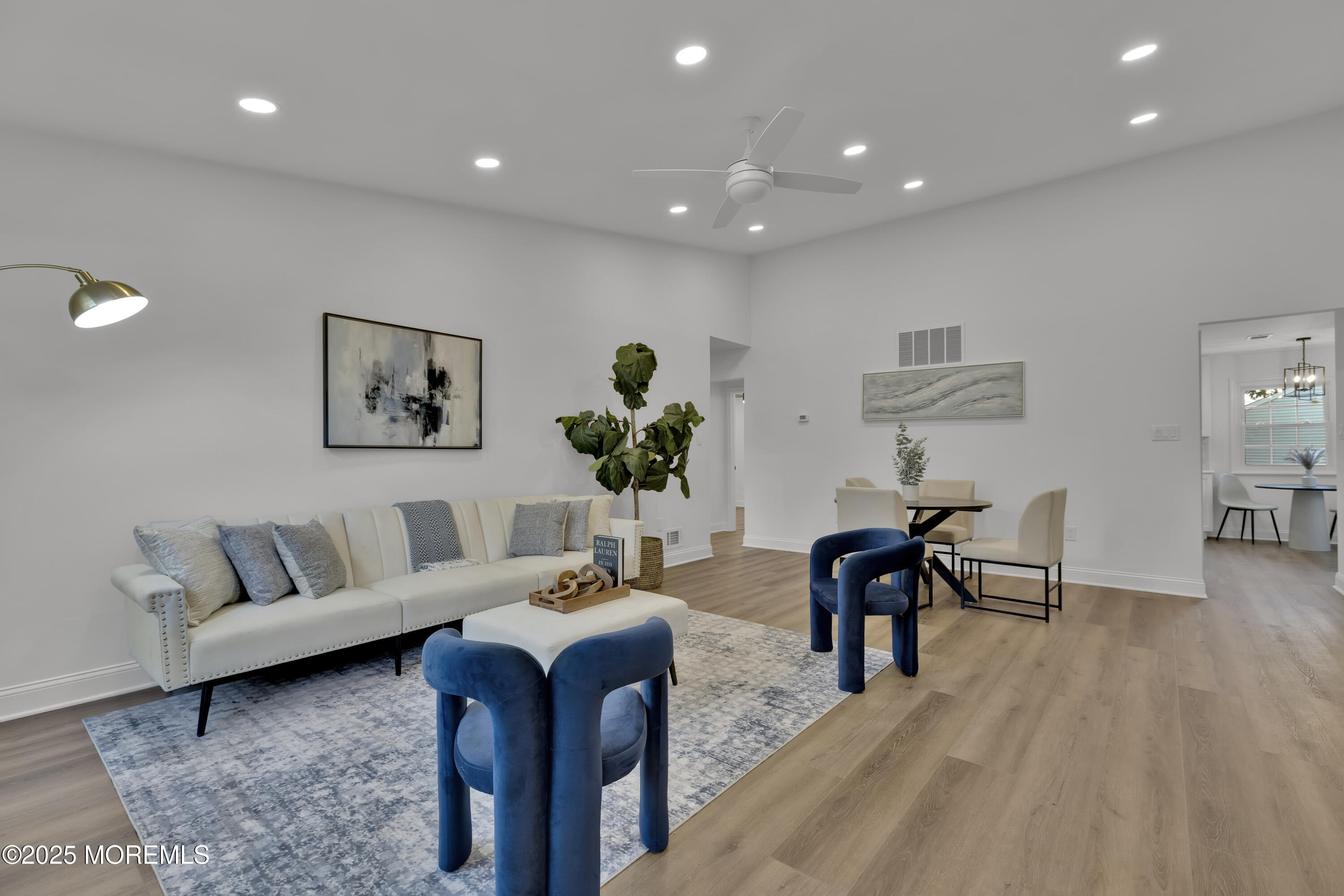 3 Carnaby Close, 1000