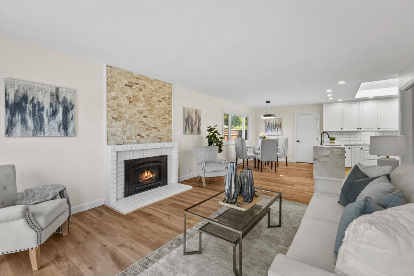 591 Fort Laramie DR