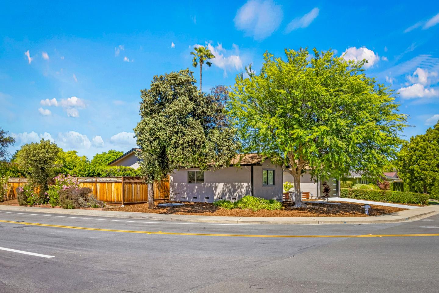 591 Fort Laramie DR
