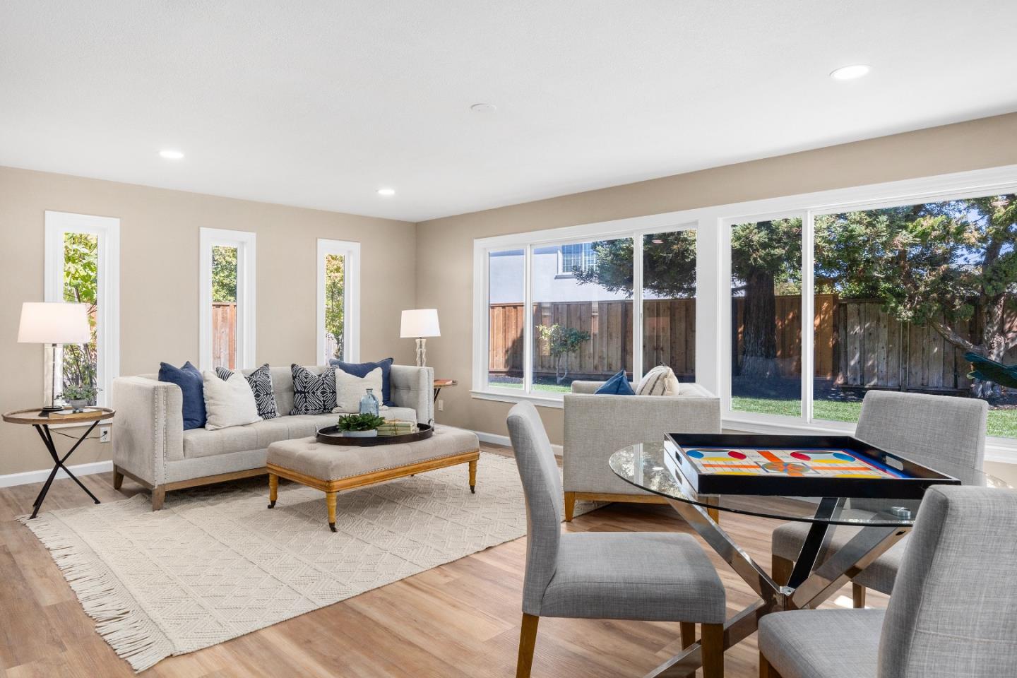 8102 Idlewild CT