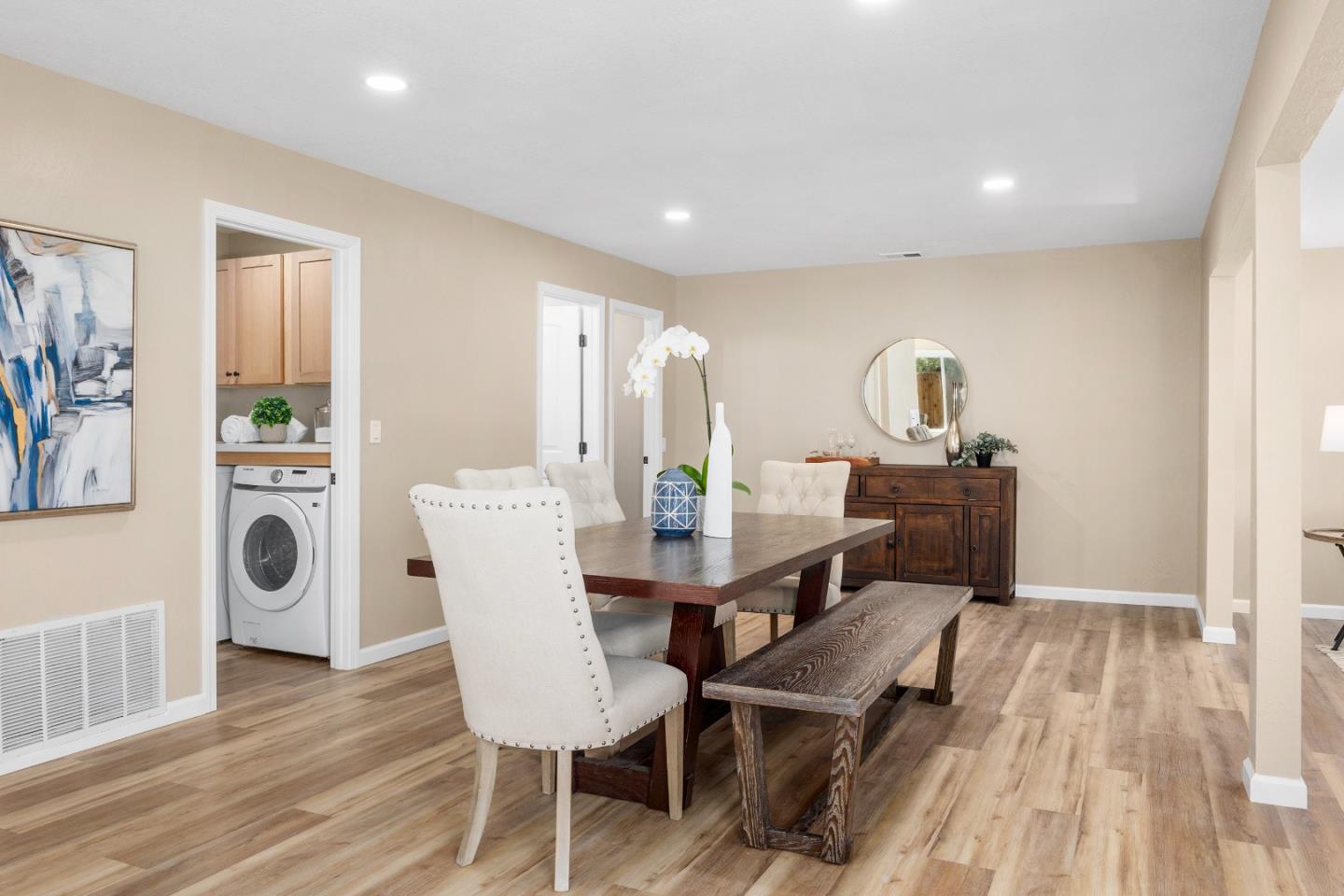 8102 Idlewild CT