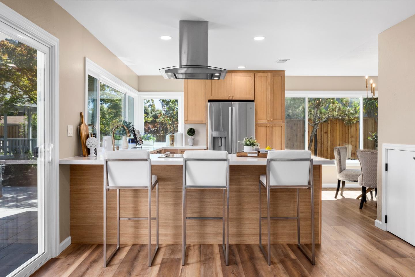 8102 Idlewild CT
