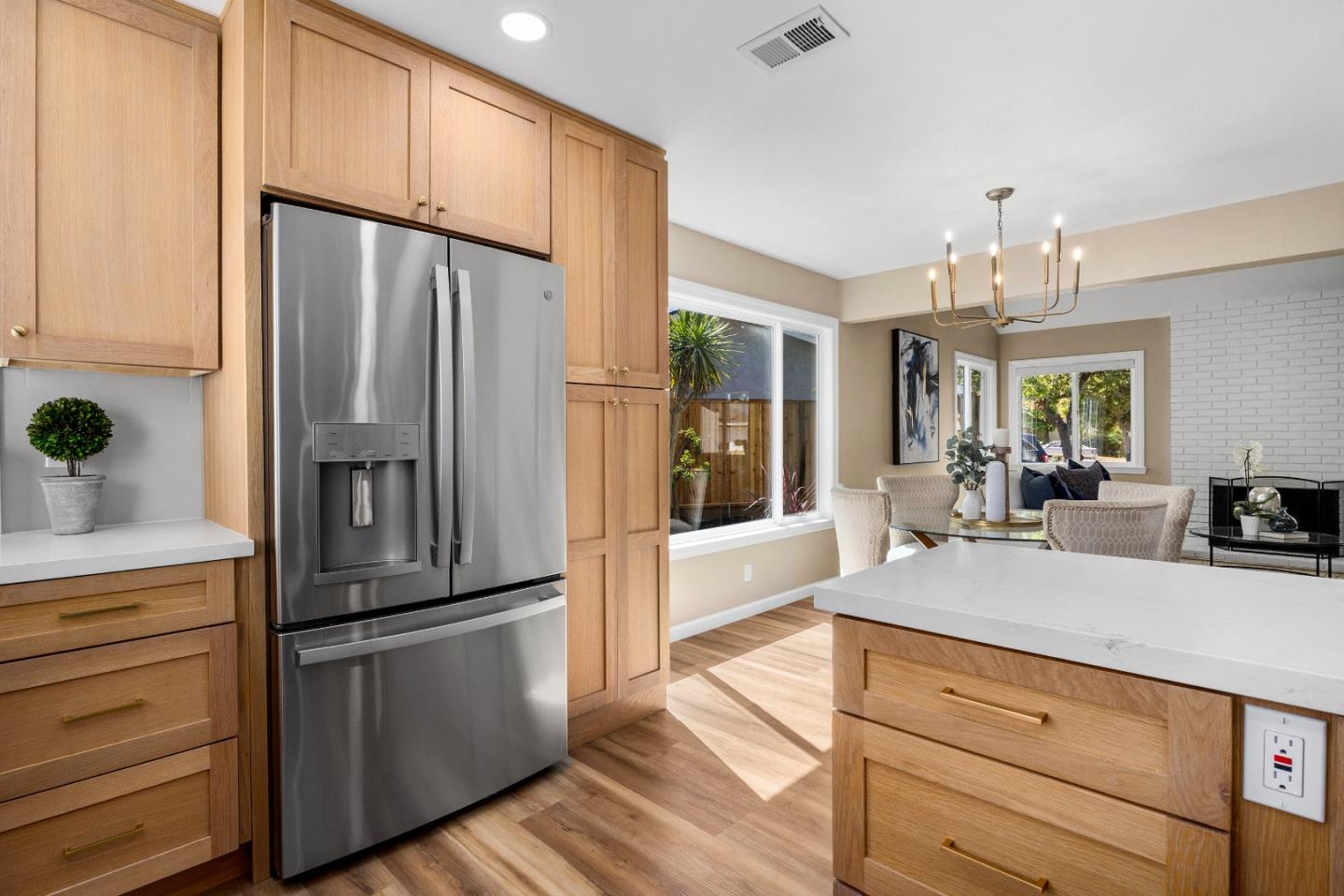 8102 Idlewild CT