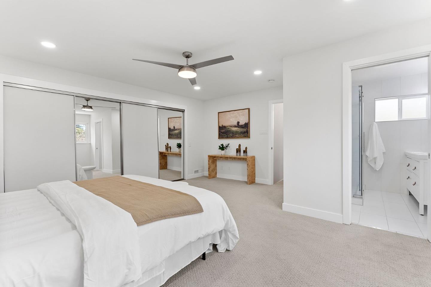 25 Sunnydale AVE