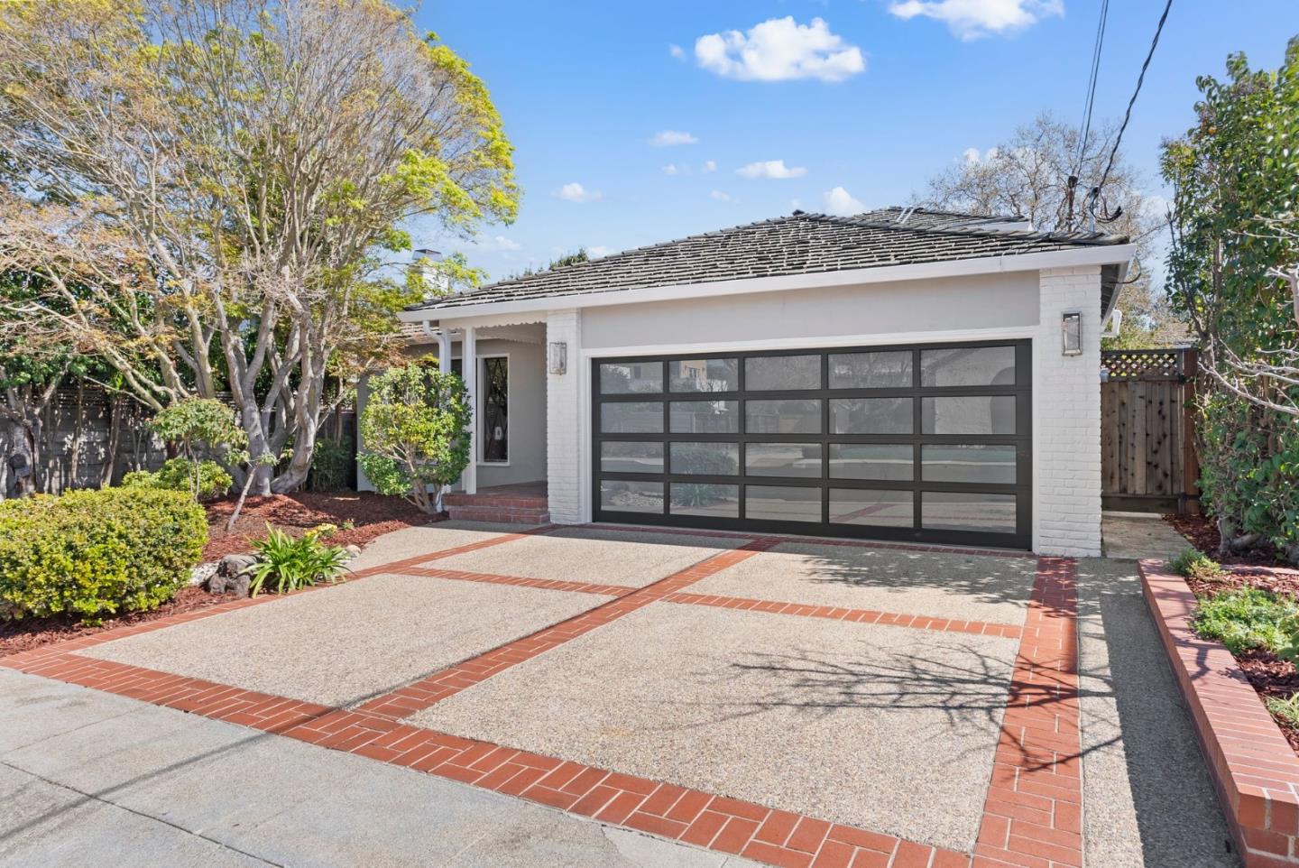 25 Sunnydale AVE