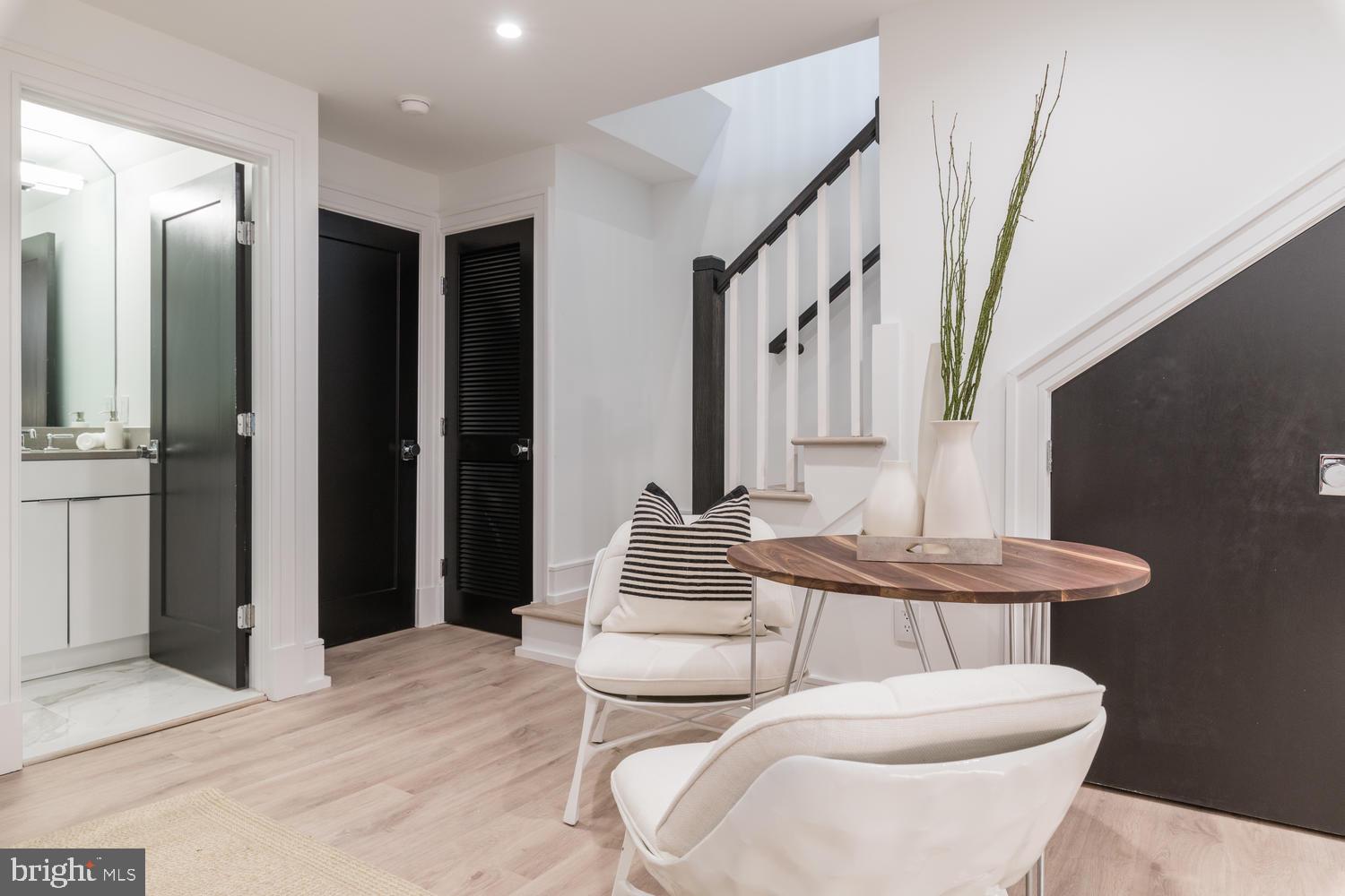 1524 18TH STREET NW 1