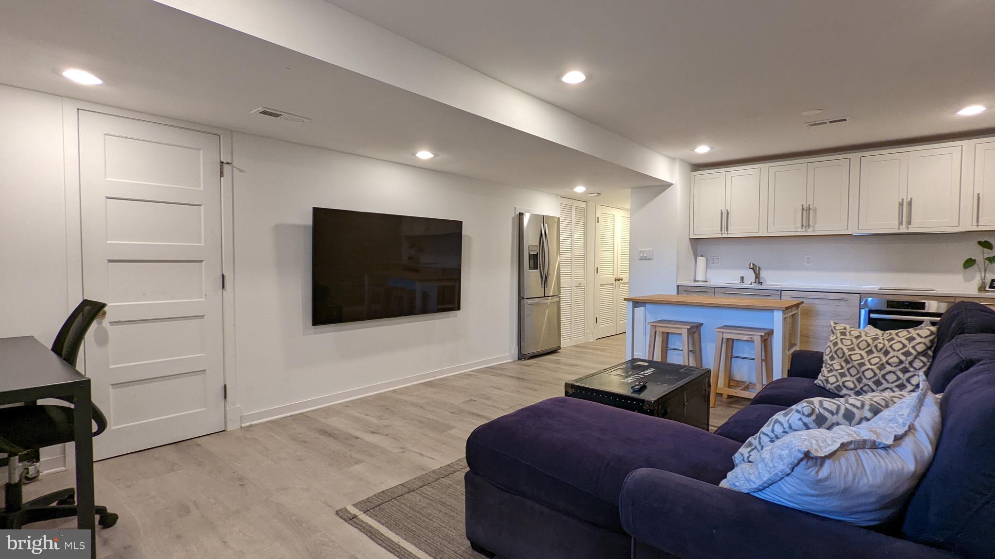 617 DELAFIELD PLACE NW