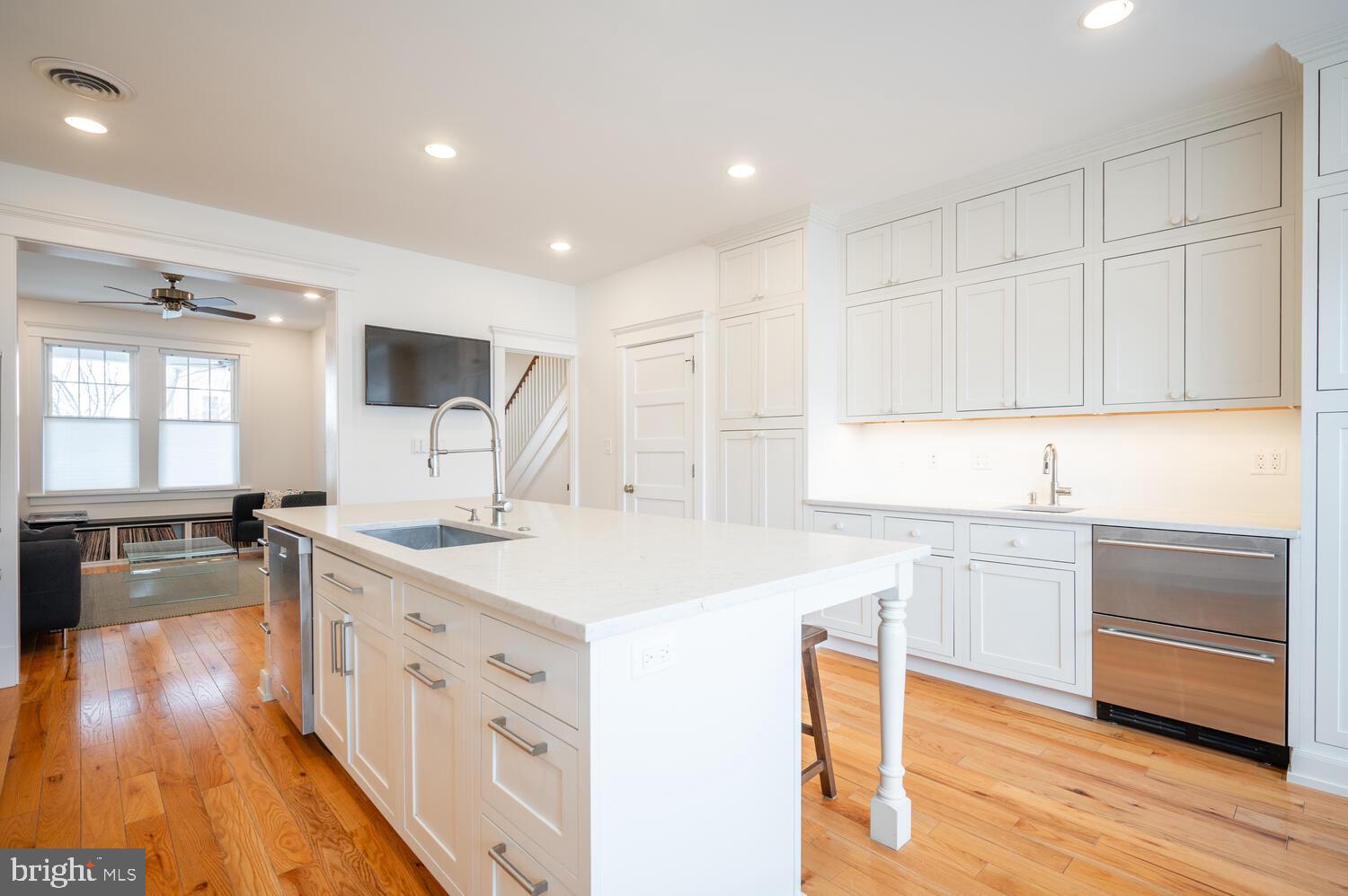 617 DELAFIELD PLACE NW