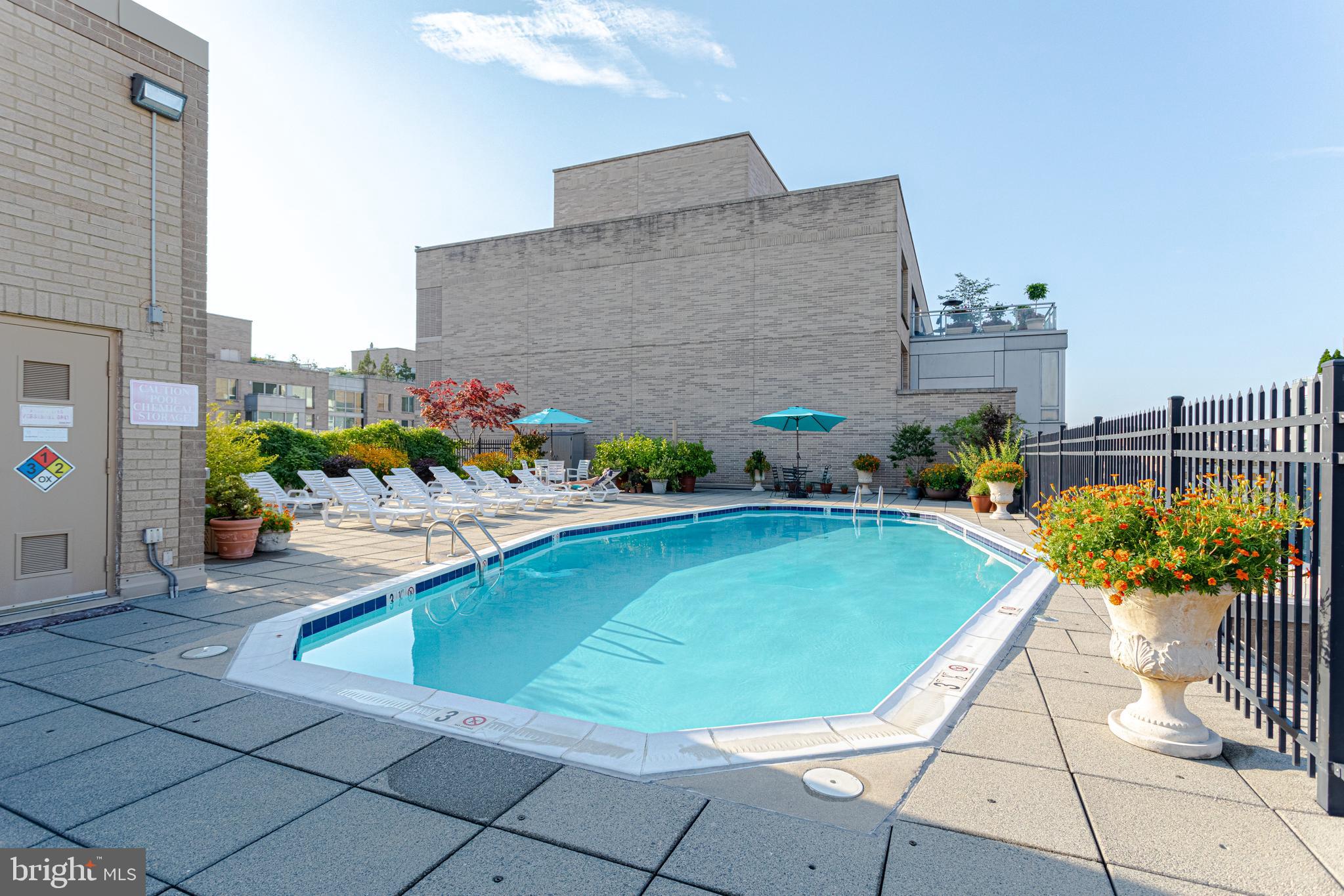 2201 L STREET NW 619