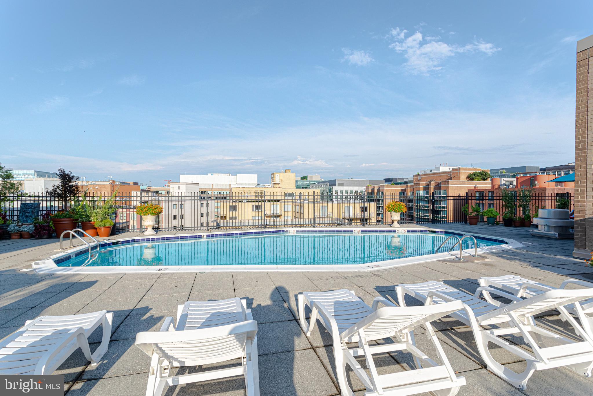 2201 L STREET NW 619