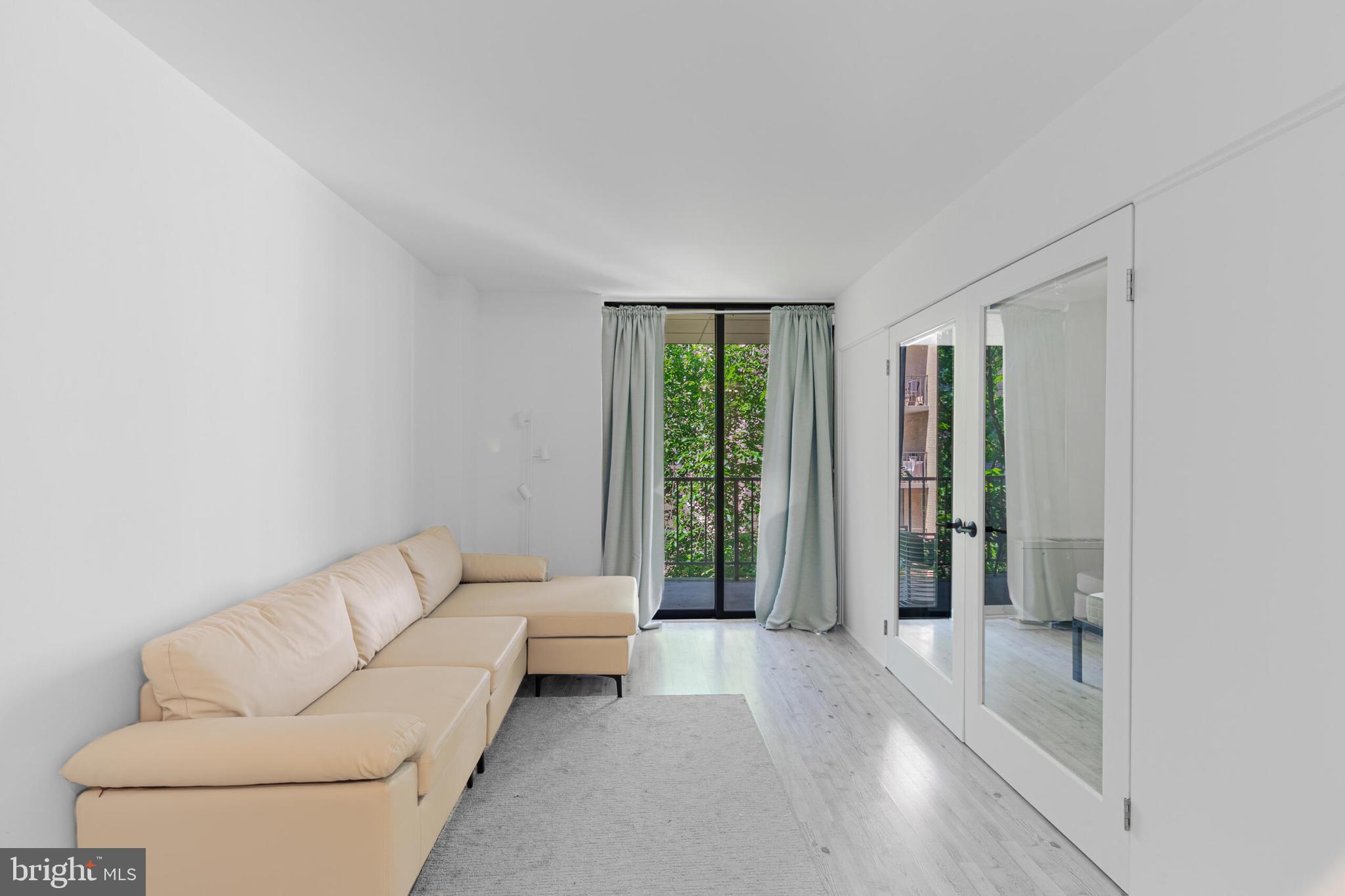 2201 L STREET NW 619