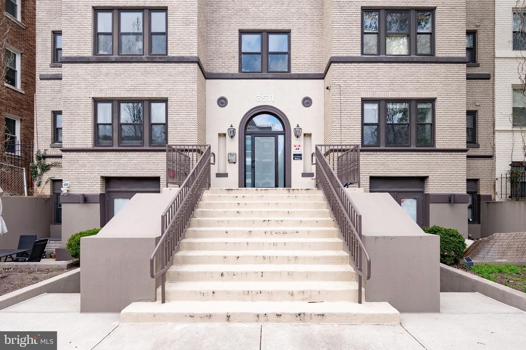 3511 13TH STREET NW 504